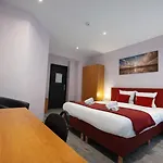 Cardiff Hotel