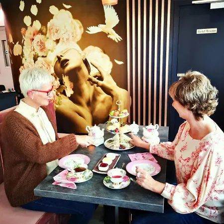 加的夫酒店 酒店 3*