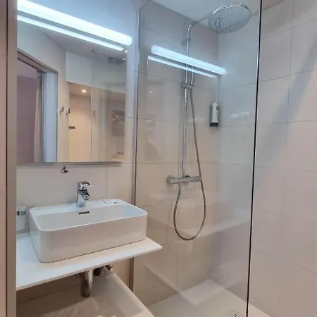 Cardiff Ξενοδοχείο 3*