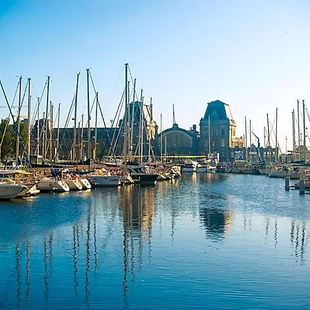 Cardiff ホテル