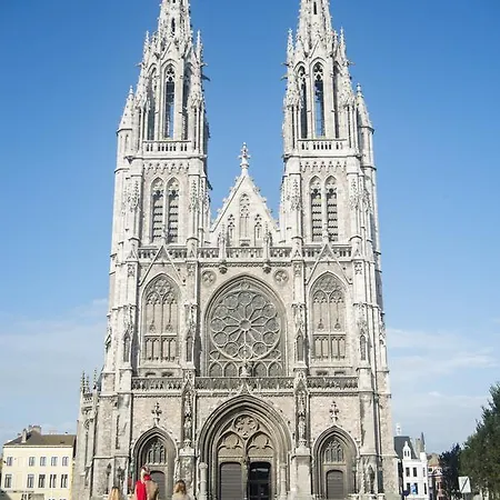 Szálloda Cardiff 3*